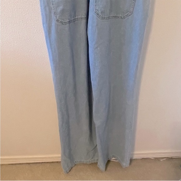 Bought on Poshmark but I’m too big in the chest for both. I have small and mediu - Picture 7 of 11